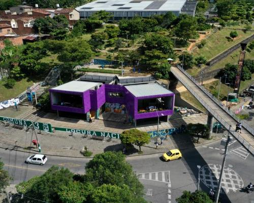 FotografoFoto Alcaldía de Medellín:2.500 ciudadanos se formaron en Industria 4.0 y 2.000 empresas de base tecnológica se fortalecieron en el primer Centro del Valle del Software.